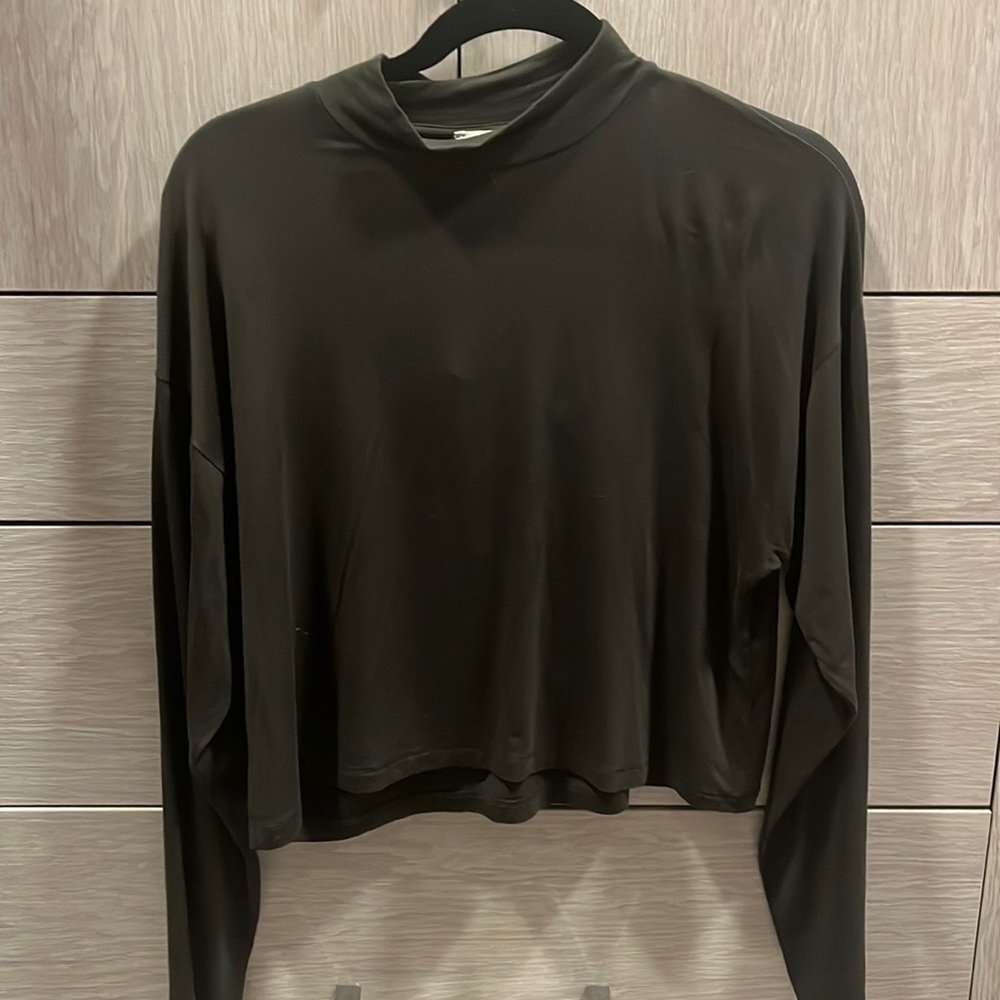 Wilfred cropped loose fitting turtle neck